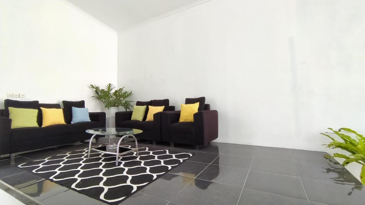 Villa Tiara 2 Cikundul Экстерьер фото